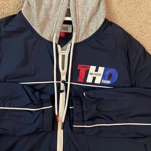 Tommy Hilfiger Tracksuit - Picture 2 of 7